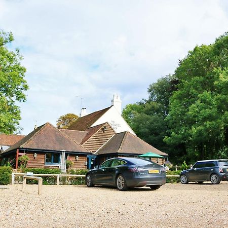 רומזי Cromwell Arms Country Pub With Rooms מראה חיצוני תמונה